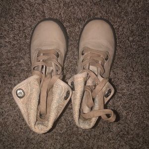 Kids shoes